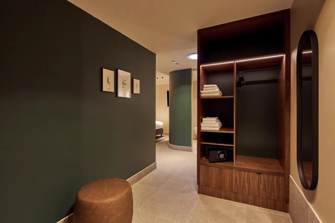 Met Hotel Амстердам
